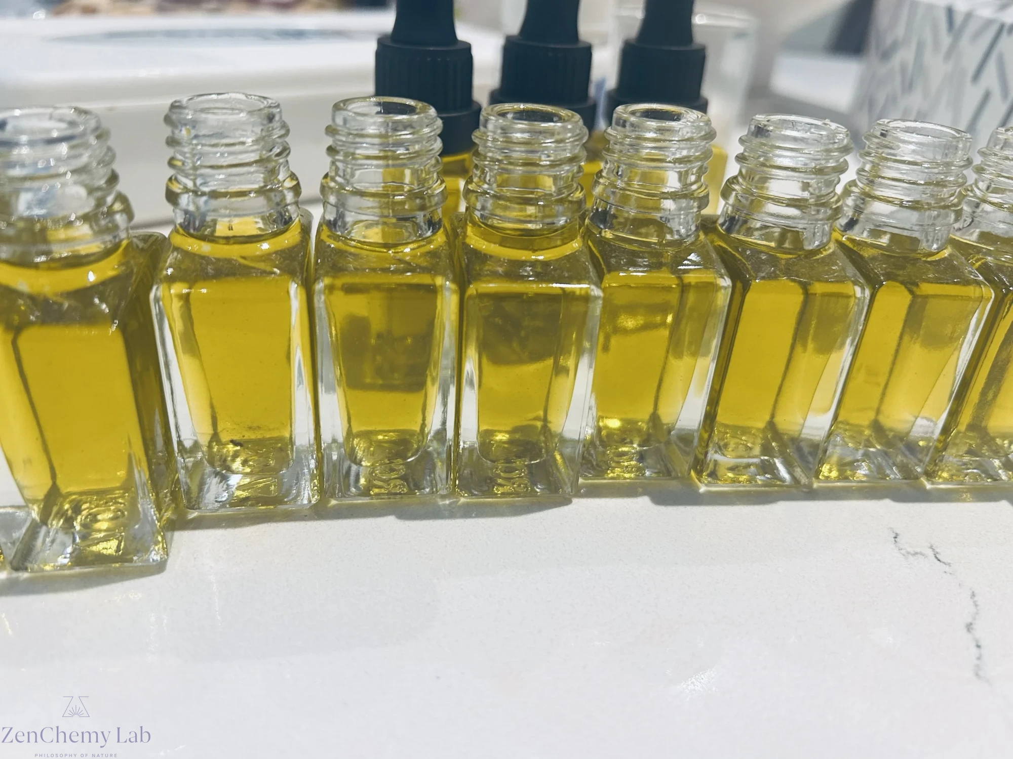EMERALD OIL-Skin Super Food Pine Resin oil. - Image 2