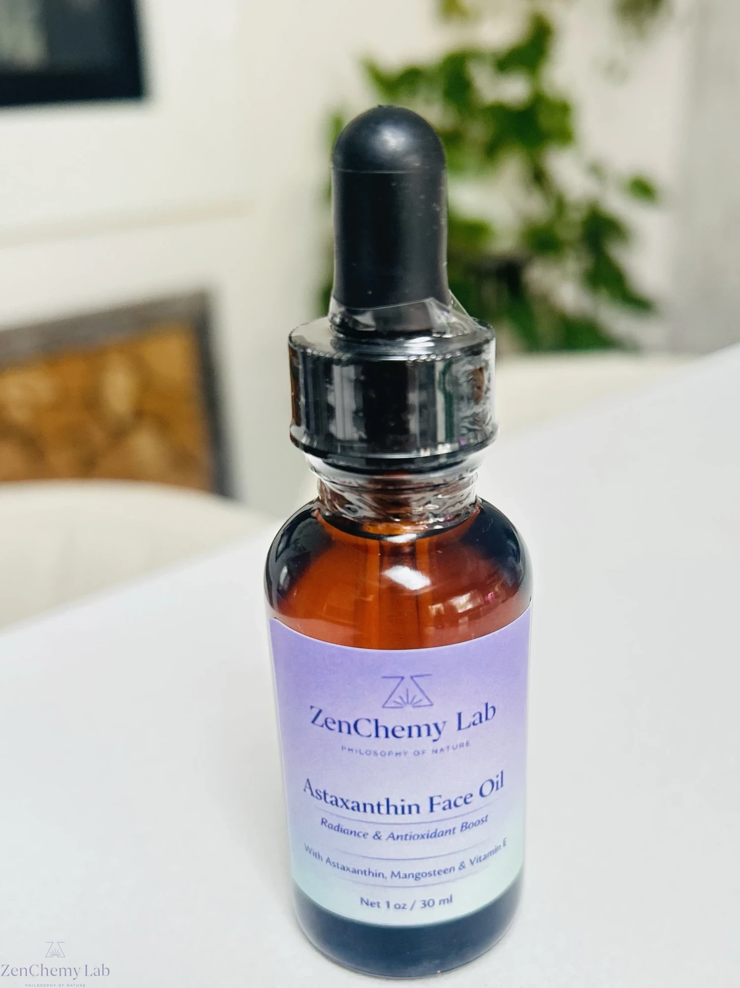 Astanxanthin Glow Face Serum.
