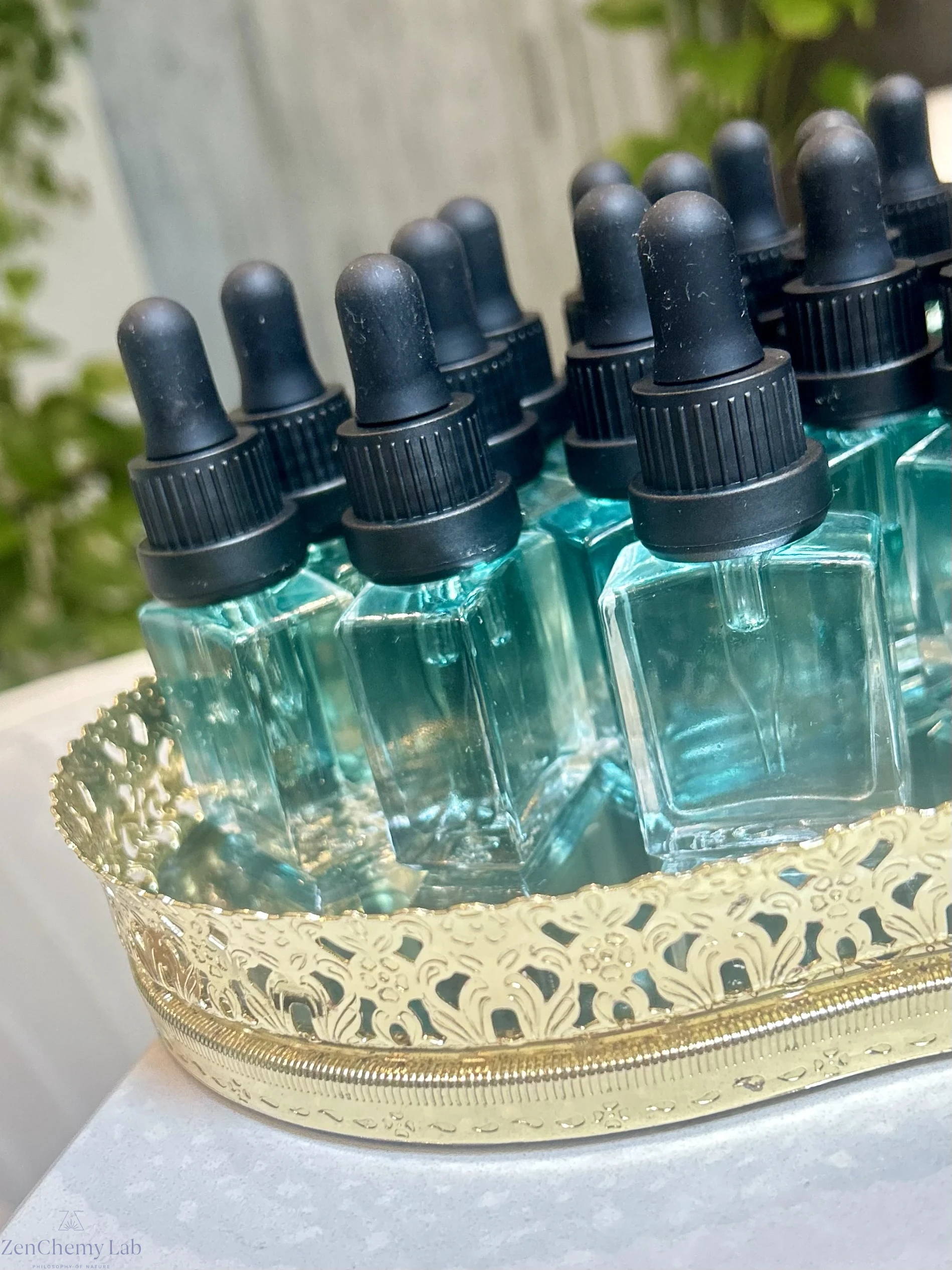 Blue Tanzy Oil Serum for face.